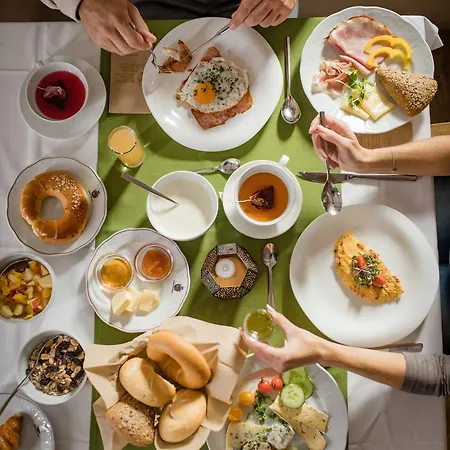 Joglland Prettenhofer ホテル 3*