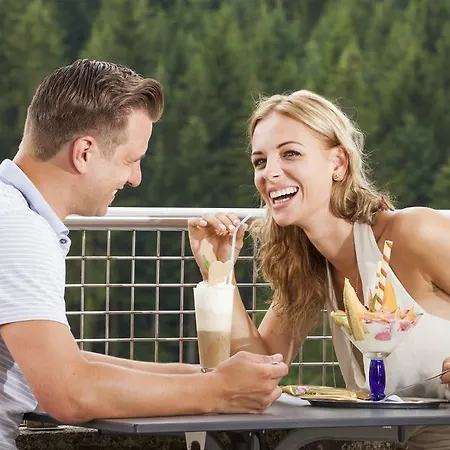 Joglland Prettenhofer 3*