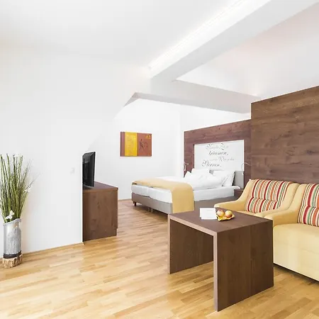 ホテル Joglland Prettenhofer 3*